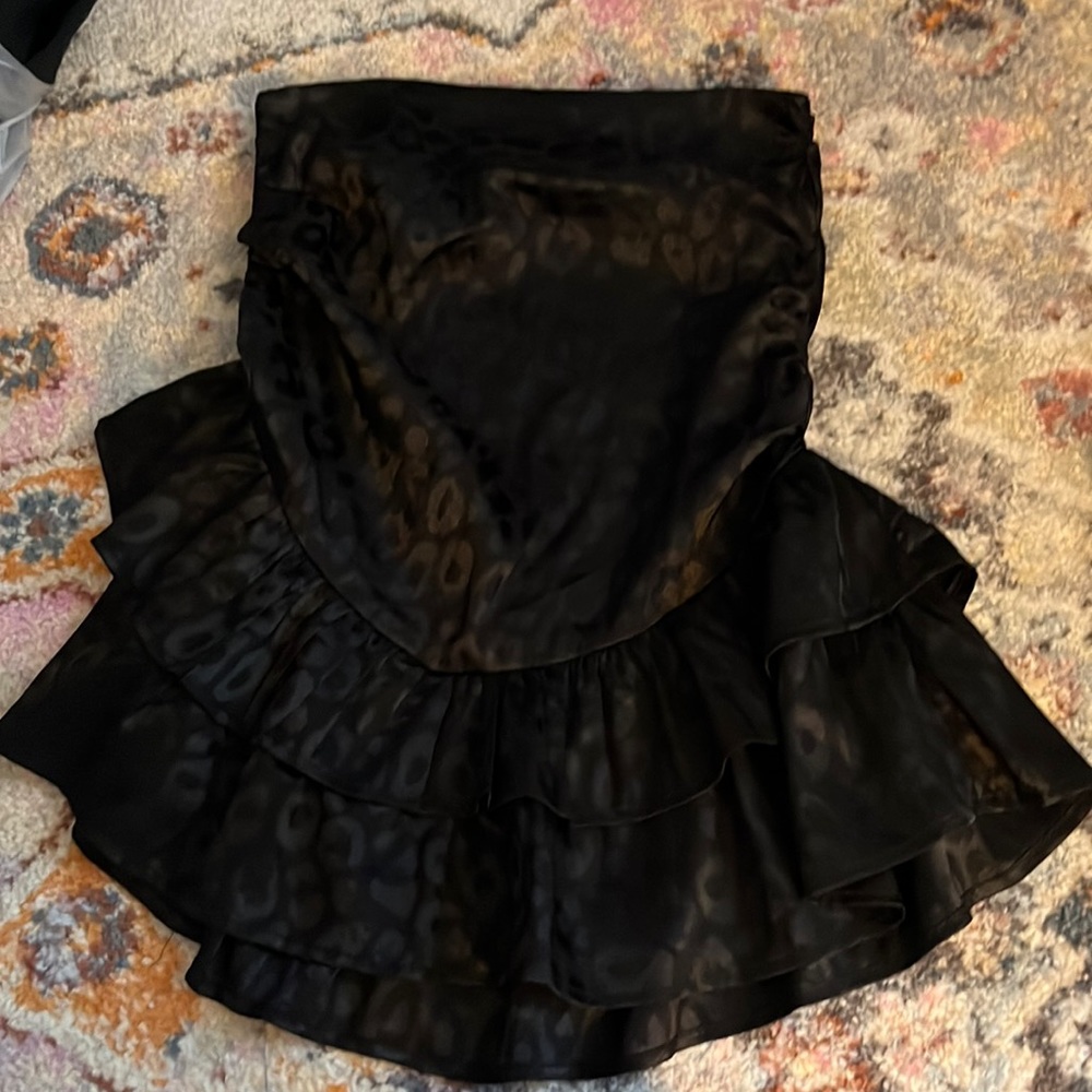 Leopard skirt
